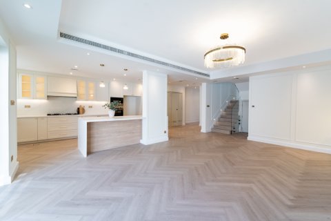 Купить таунхаус в Дубай, ОАЭ 4 спальни, 236м2, № 695986 - фото 2