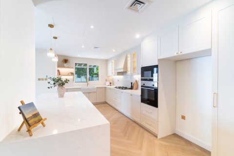 Купить таунхаус в Дубай, ОАЭ 4 спальни, 236м2, № 695986 - фото 3