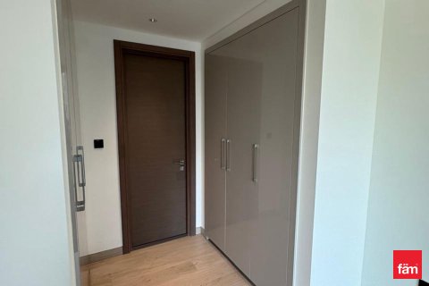 Пәтер Дубай, БАӘ-да 3 жатын бөлмелер, 157.8 м² № 694329 - фото 5