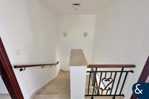 Villa til salgs i Arabian Ranches, Dubai, Emiratene 2 soverom, 175 kvm Nr. 667475 - Foto 8