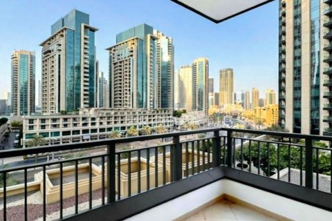 Apartment til salg i Downtown Dubai (Downtown Burj Dubai), Dubai, UAE 2 soveværelser, 117 kvm № 696217 - foto 4