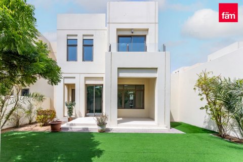 Villa in Reem, Dubai, UAE 3 bedrooms, 274.3 sq.m. № 760504 - photo 2