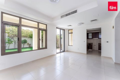 Villa in Reem, Dubai, UAE 3 bedrooms, 274.3 sq.m. № 760504 - photo 3