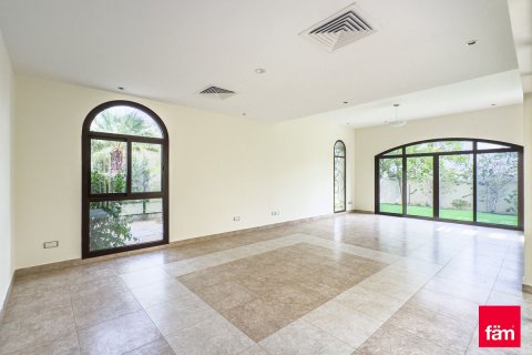 Kuća u nizu u gradu Dubai, UAE 4 spavaće sobe, 423.9 m2 Br. 760502 - Slika 3