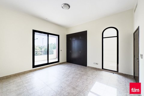 Kuća u nizu u gradu Dubai, UAE 4 spavaće sobe, 423.9 m2 Br. 760502 - Slika 2