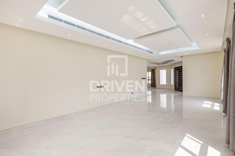 Villa in Wadi Al Amardi, Dubai, UAE 6 bedrooms, 604 sq.m. № 655131 - photo 6
