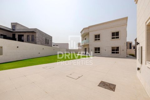Villa in Wadi Al Amardi, Dubai, UAE 6 bedrooms, 604 sq.m. № 655131 - photo 3