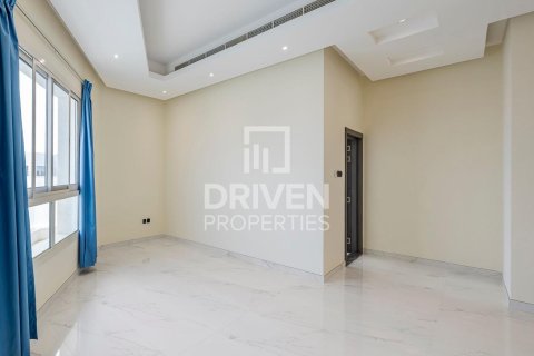 Villa in Wadi Al Amardi, Dubai, UAE 6 bedrooms, 604 sq.m. № 655131 - photo 17
