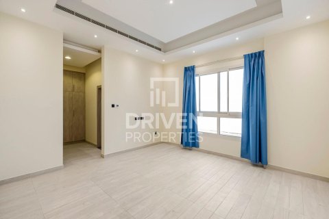 Villa in Wadi Al Amardi, Dubai, UAE 6 bedrooms, 604 sq.m. № 655131 - photo 13