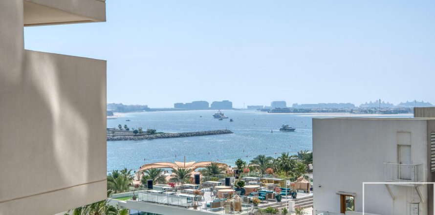 Apartment i Palm Jumeirah, Dubai, UAE 2 soveværelser, 180.79 kvm № 747548