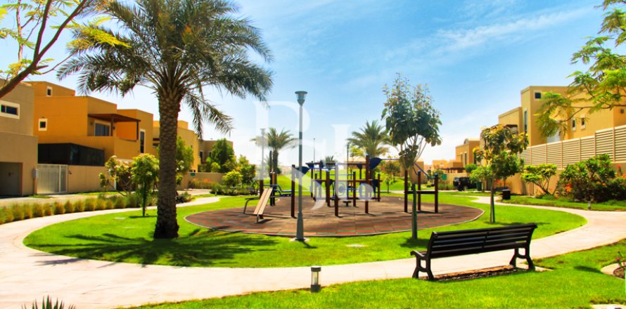 Villa em Al Raha Gardens, Abu Dhabi, EAU 5 quartos, 482 m2 № 716884