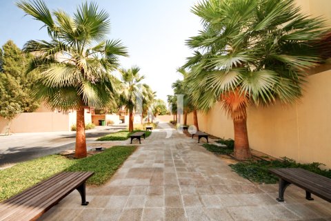 Villa para venda em Al Raha Gardens, Abu Dhabi, EAU 5 quartos, 482 m2 № 716884 - foto 4