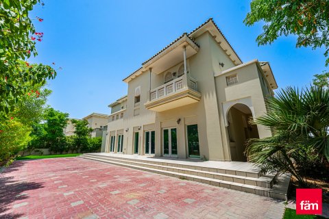 Vilă de închiriat în Al Furjan, Dubai, EAU 4 dormitoare, 600 mp. №660325 - poză 1