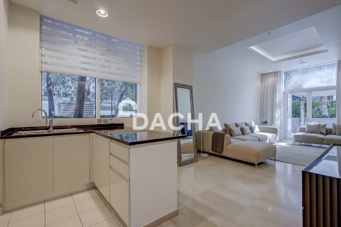 Huoneisto Palm Jumeirah, Dubai, Arabiemiraatit 1 makuuhuone, 132 m2 № 719138