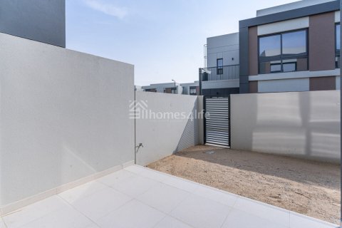 Dubai South (Dubai World Central), Dubai, UAE의 판매용 빌라 침실 2개, 129제곱미터 번호 715190 - 사진 7