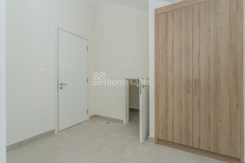 Dubai South (Dubai World Central), Dubai, UAE의 판매용 빌라 침실 2개, 129제곱미터 번호 715190 - 사진 15