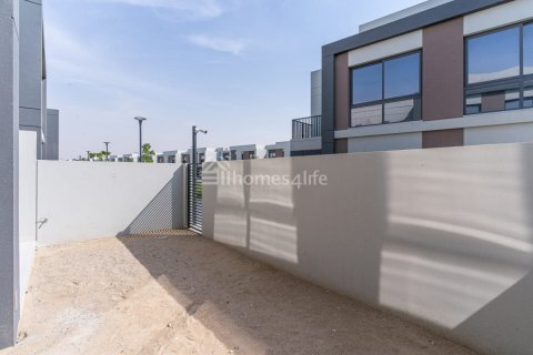 Dubai South (Dubai World Central), Dubai, UAE의 판매용 빌라 침실 2개, 129제곱미터 번호 715190 - 사진 3