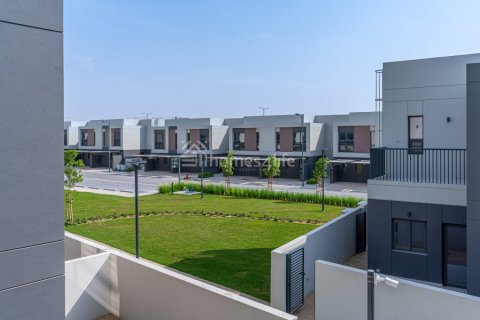 Dubai South (Dubai World Central), Dubai, UAE의 판매용 빌라 침실 2개, 129제곱미터 번호 715190 - 사진 6