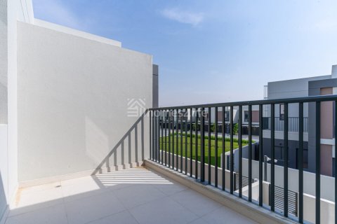 Dubai South (Dubai World Central), Dubai, UAE의 판매용 빌라 침실 2개, 129제곱미터 번호 715190 - 사진 9