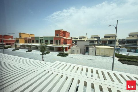 Таунхаус Дубай, БАӘ-да 4 жатын бөлмелер, 144 м² № 715146 - фото 13