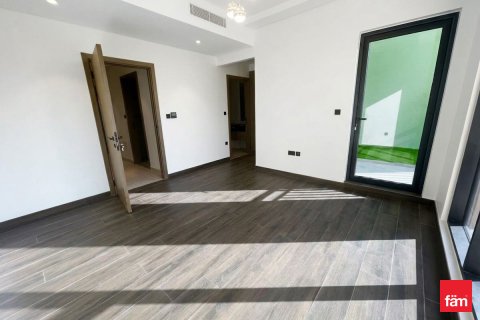 Σπίτι σε Dubai, ΗΑΕ 4 υπνοδωμάτια, 144 τ.μ. Αρ. 715146 - φωτογραφία 1