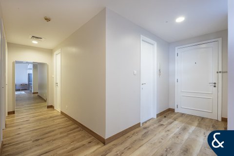 Lägenhet till försäljning i Motor City, Dubai, UAE 2 sovrum, 131 kvm Nr. 667411 - fotografi 17