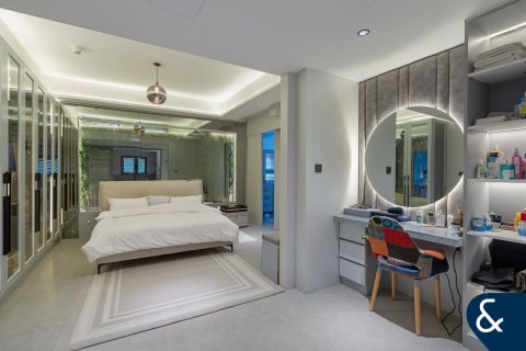 Apartment in Downtown Dubai (Downtown Burj Dubai), UAE 2 bedrooms, 245 sq.m. № 667412 - photo 12