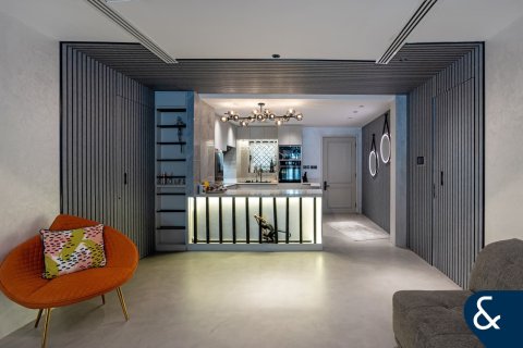 Apartment in Downtown Dubai (Downtown Burj Dubai), UAE 2 bedrooms, 245 sq.m. № 667412 - photo 3