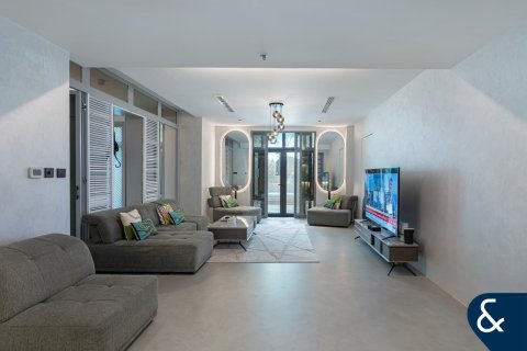 Apartment in Downtown Dubai (Downtown Burj Dubai), UAE 2 bedrooms, 245 sq.m. № 667412 - photo 2