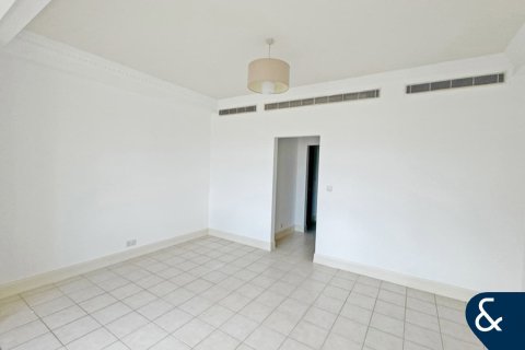 Vilă de vânzare în Dubai Marina, Dubai, EAU 3 dormitoare, 408 mp. №667408 - poză 13