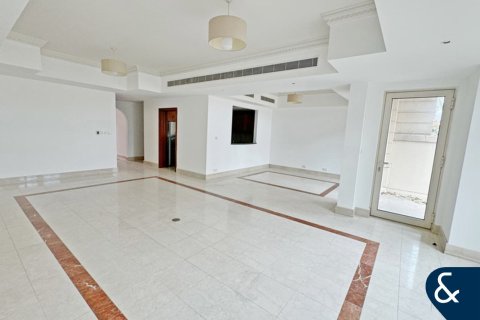 Vilă de vânzare în Dubai Marina, Dubai, EAU 3 dormitoare, 408 mp. №667408 - poză 5