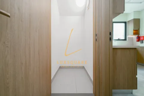 Vila di Al Furjan, Dubai, UAE 4 bilik tidur, 548 meter persegi № 699535 - foto 12