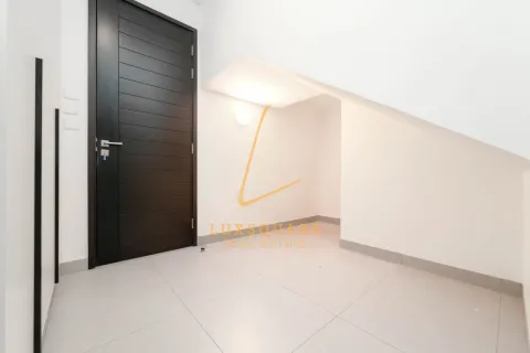 Vila di Al Furjan, Dubai, UAE 4 bilik tidur, 548 meter persegi № 699535 - foto 15