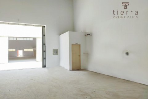 Magazinë në Al Khawaneej, Dubai, Emiratet e Bashkuara Arabe 278.7 m2. № 571575 - Foto 7