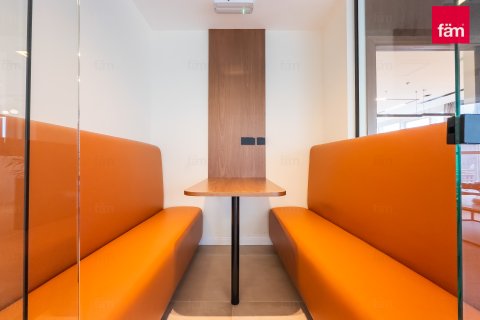 Oficiu de închiriat în Business Bay, Dubai, EAU 200.2 mp.  №703623 - poză 10