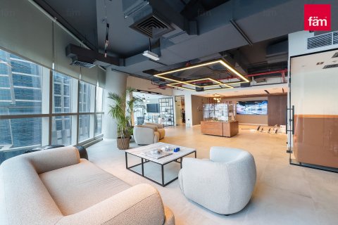 Oficiu de închiriat în Business Bay, Dubai, EAU 200.2 mp.  №703623 - poză 2