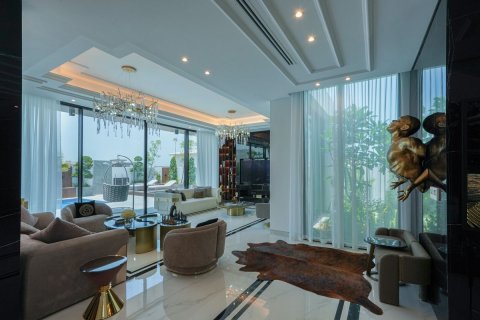 Commercial property in Ghantoot, Abu Dhabi, UAE 5 bedrooms, 425 sq.m. № 594967 - photo 4