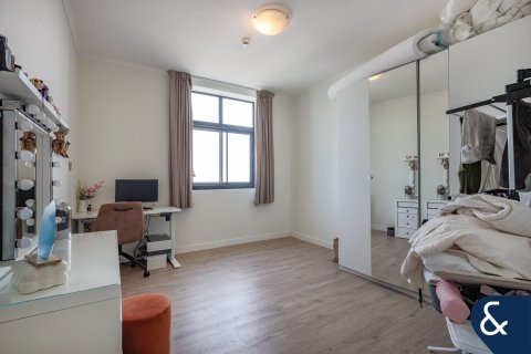 Dzīvoklis THE LINKS The Views, Dubaijā, AAE 2 istabas, 145 m2 Nr. 688949 - attēls 18