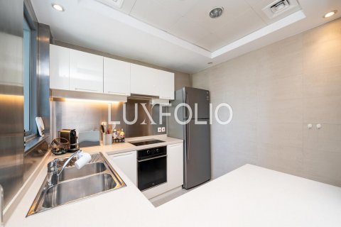 Apartment in Downtown Dubai (Downtown Burj Dubai), Dubai, UAE 2 bedrooms, 154 sq.m. № 627454 - photo 9