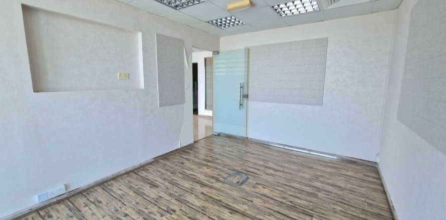 Kantor di Dubai, UEA 132.7 m2 nomor 722439