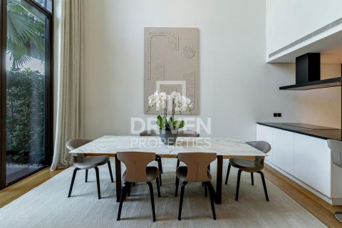 Villa sa Jumeirah, Dubai, UAE 3 silid-tulugan, 289 sq.m. № 654896 - larawan 4