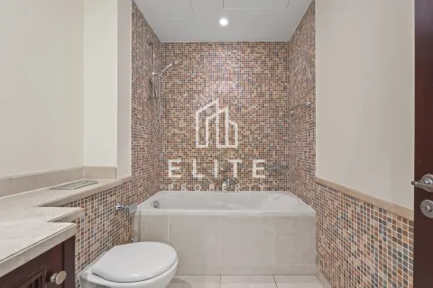 Appartamento in vendita a Old Town, Dubai, EAU 2 camere da letto, 282 mq. № 646592 - foto 17