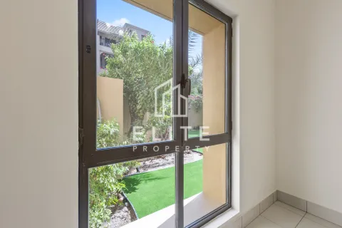 Appartamento in vendita a Old Town, Dubai, EAU 2 camere da letto, 282 mq. № 646592 - foto 7