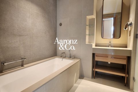 Appartamento in vendita a Downtown Dubai (Downtown Burj Dubai), Dubai, EAU 2 camere da letto, 100 mq. № 764121 - foto 12