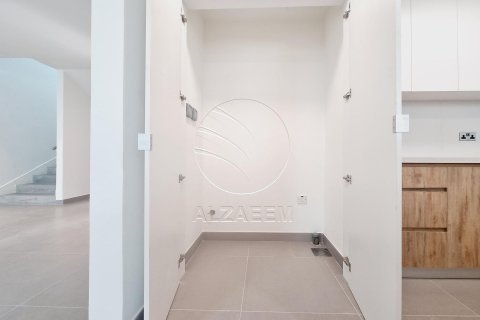 Townhouse de închiriat în Yas Island, Abu Dhabi, EAU 3 dormitoare, 169 mp.  №615108 - poză 19