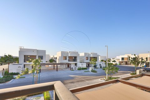 Townhouse de închiriat în Yas Island, Abu Dhabi, EAU 3 dormitoare, 169 mp.  №615108 - poză 1