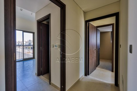 Řadový dům v Khalifa City, Abu Dhabi, SAE 3 ložnice, 172 m² Č.: 615109 - fotografie 20