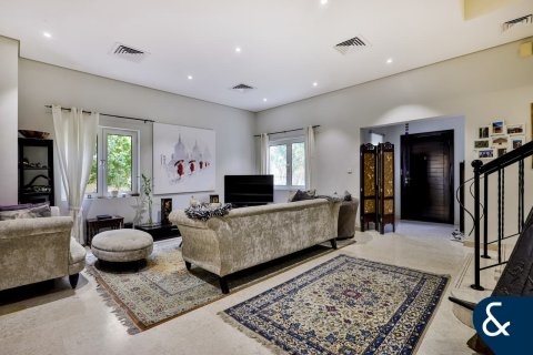 Vila di The Villa, Dubai, UAE 5 bilik tidur, 334 meter persegi № 667832 - foto 2