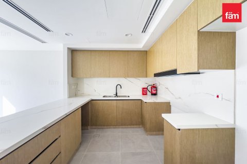 Villa in Dubai, UAE 3 bedrooms, 161.2 sq.m. № 710119 - photo 7