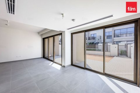 Villa in Dubai, UAE 3 bedrooms, 161.2 sq.m. № 710119 - photo 3
